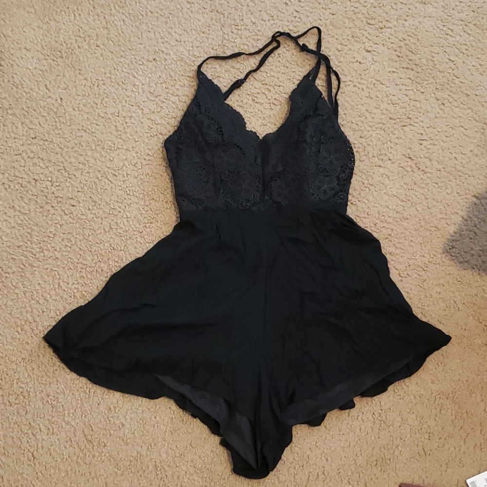 Rhapsodielle size small black romper